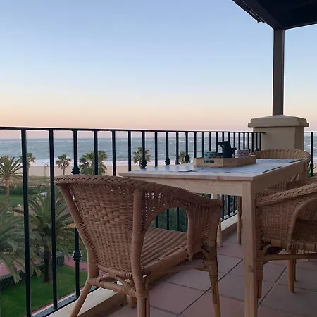 Mirando Al Mar. Primera Linea De Playa Apartment *